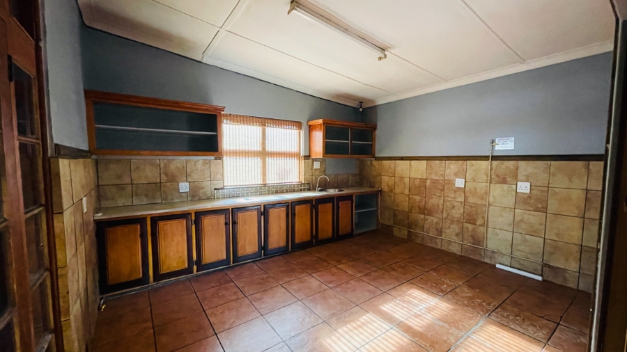 To Let commercial Property for Rent in Potchefstroom North West